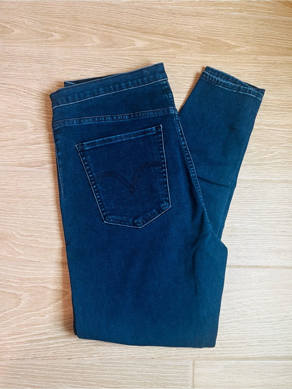 Levi’s runaround super skinny
